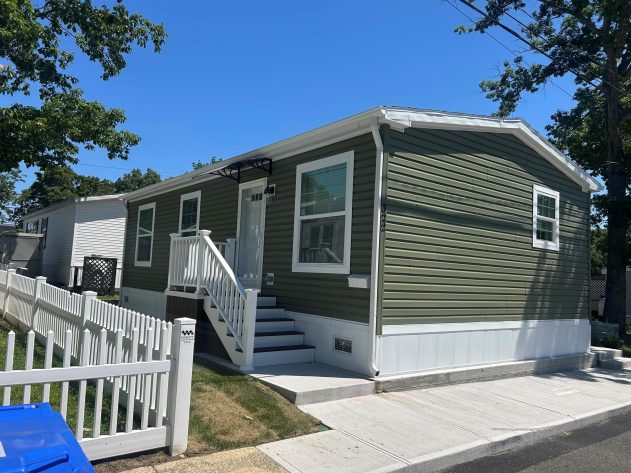 Woodlawn Village - Image 1