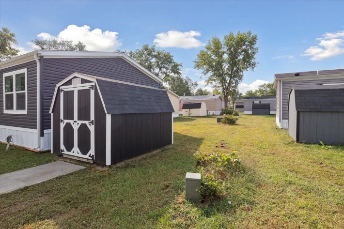 Holiday Village - IN - Image 9