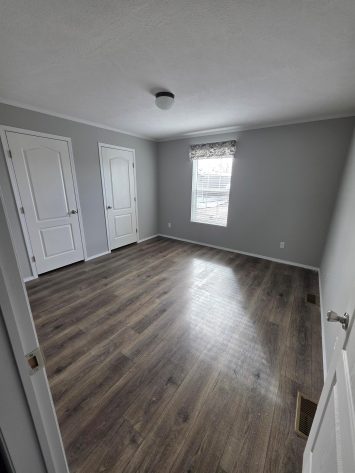 Clinton Manufactured Home Resort - Image 13