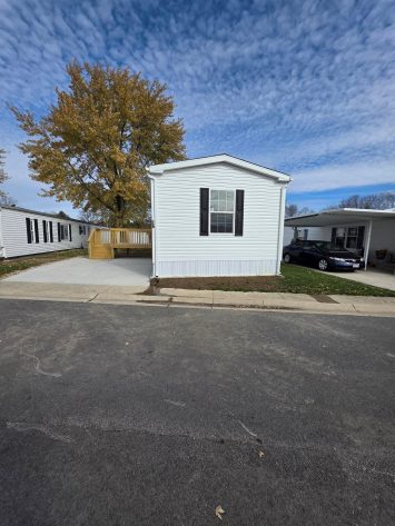 Clinton Manufactured Home Resort - Image 1
