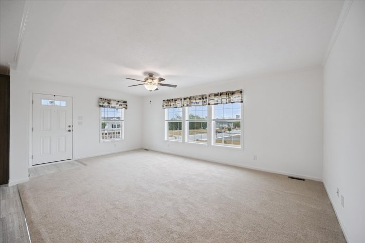 Pine Manor - Image 9