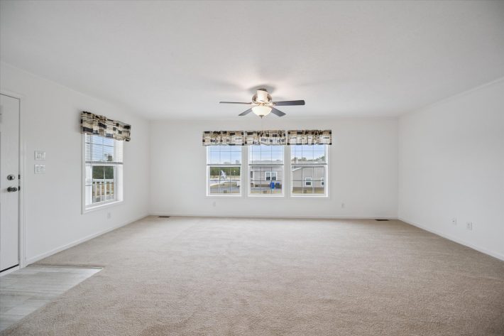 Pine Manor - Image 10