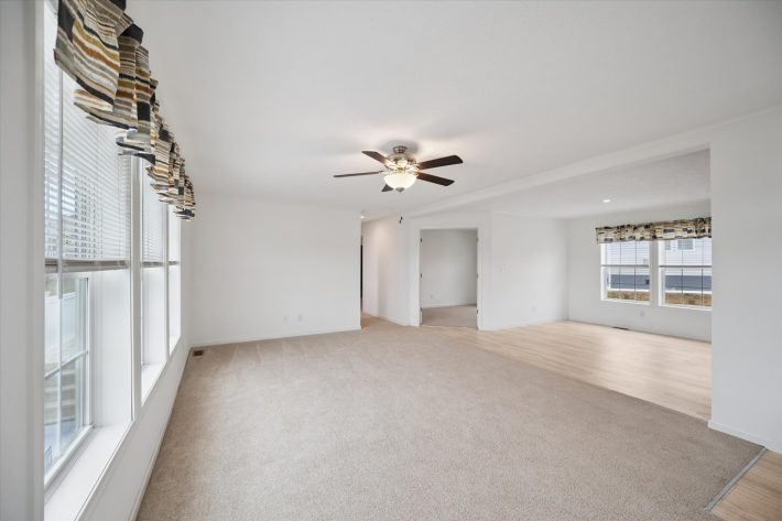 Pine Manor - Image 12