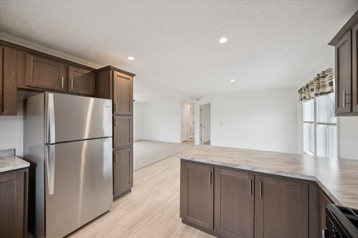 Pine Manor - Image 20