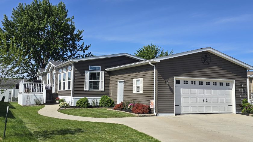 Meadows of Perrysburg - Image 1