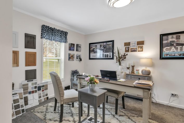 UMH Somerset Sales Center - Image 21