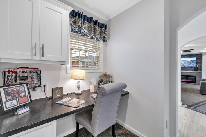 UMH Somerset Sales Center - Image 26