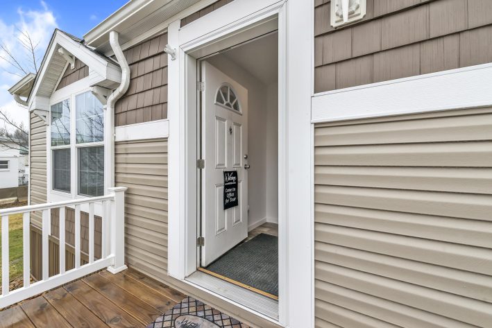 UMH Somerset Sales Center - Image 2
