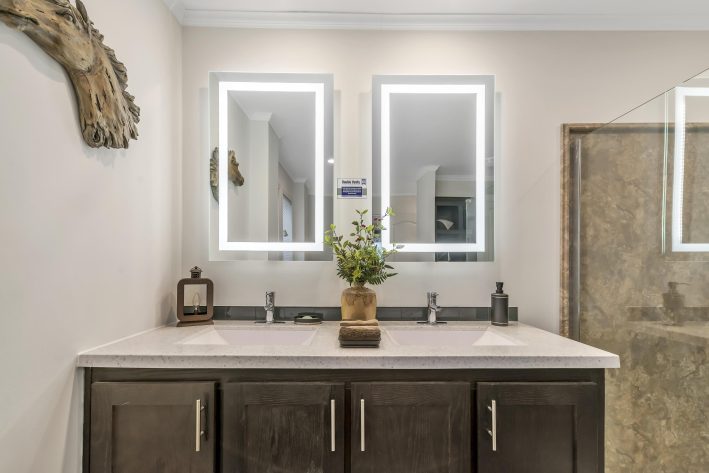 UMH Somerset Sales Center - Image 17