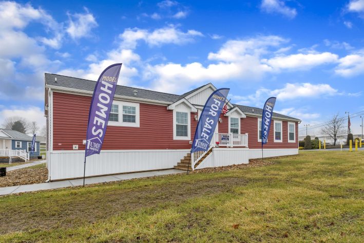 UMH Somerset Sales Center - Image 1