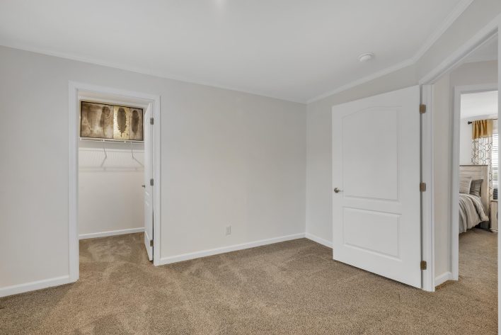 UMH Somerset Sales Center - Image 16