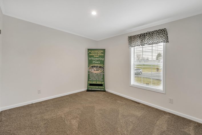 UMH Somerset Sales Center - Image 18