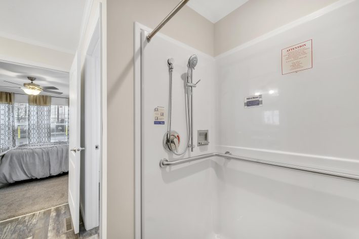 UMH Somerset Sales Center - Image 25