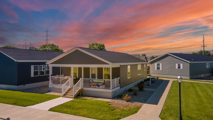 Redbud Sales Center - Image 1