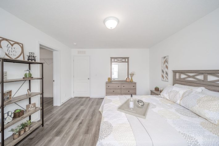 Redbud Sales Center - Image 15