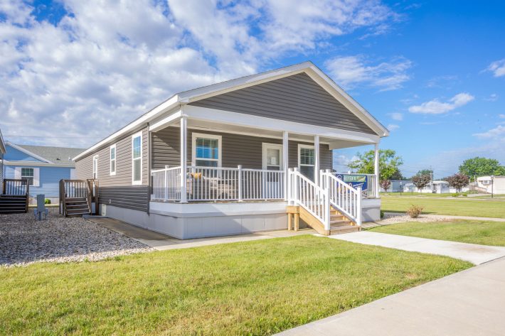 Redbud Sales Center - Image 27