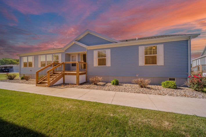 Redbud Sales Center - Image 36