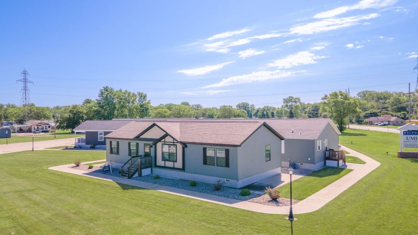 Redbud Sales Center - Image 21