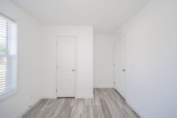 Redbud Sales Center - Image 17