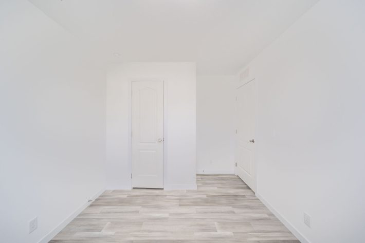 Redbud Sales Center - Image 27