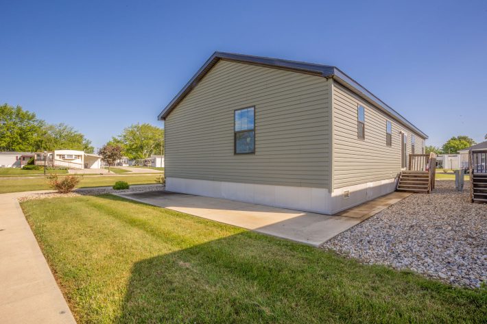 Redbud Sales Center - Image 39