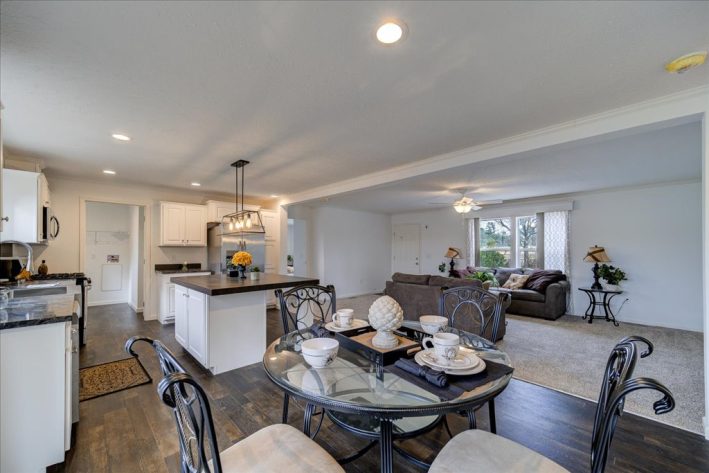 Kinnebrook Estates Sales Center - Image 8