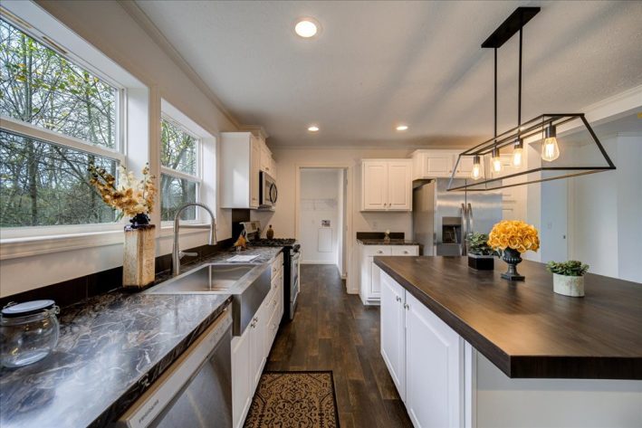 Kinnebrook Estates Sales Center - Image 12