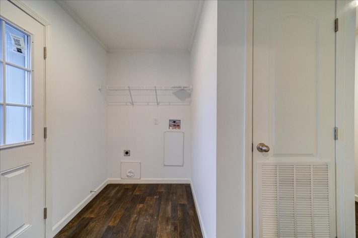 Kinnebrook Estates Sales Center - Image 35