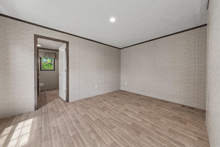 Lake Erie Estates - Image 21