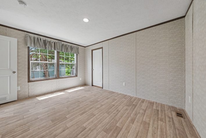 Lake Erie Estates - Image 27