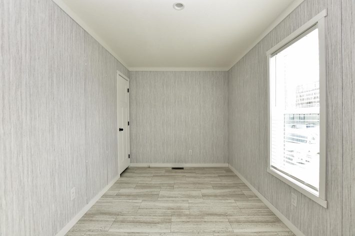 Crestview - Image 3