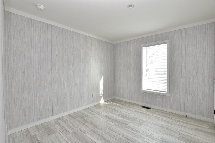 Crestview - Image 5