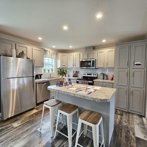 UMH Somerset Sales Center - Image 2