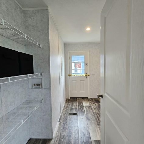 UMH Somerset Sales Center - Image 10