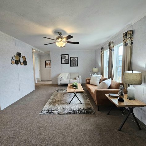 UMH Somerset Sales Center - Image 21
