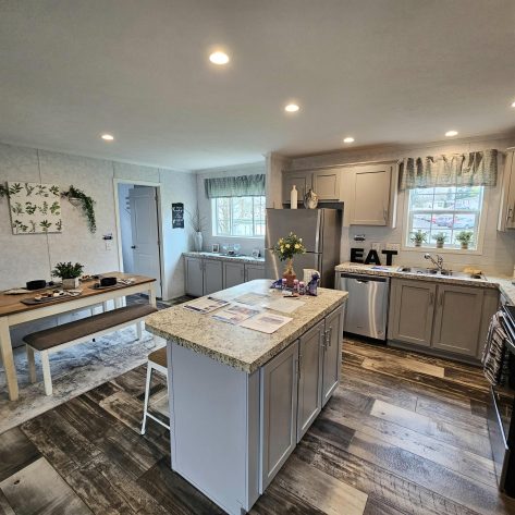 UMH Somerset Sales Center - Image 22