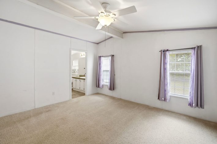 Maplewood Village - Image 14