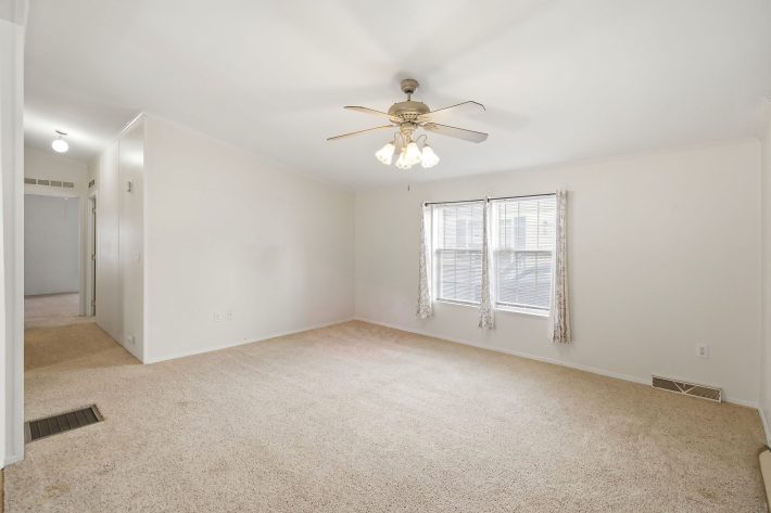 Maplewood Village - Image 16
