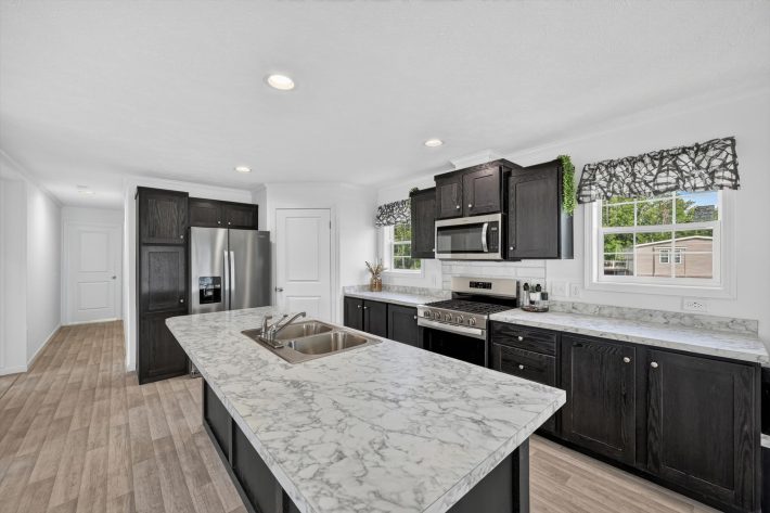 Hillside Estates - Image 11