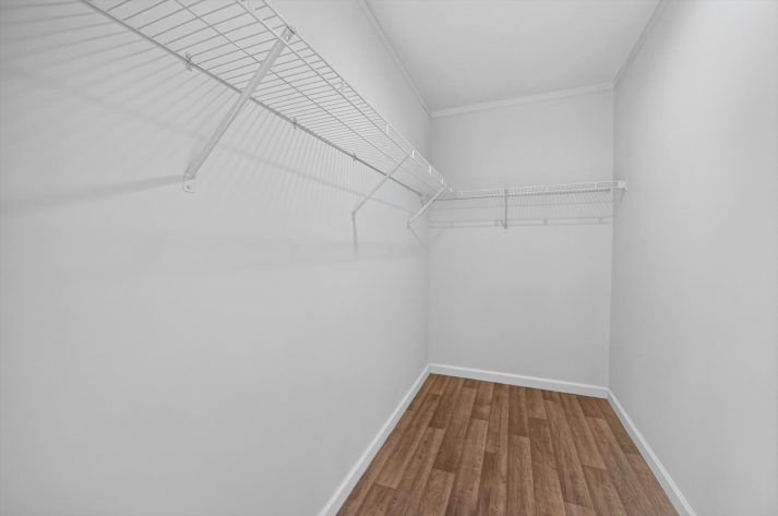 Hillside Estates - Image 21