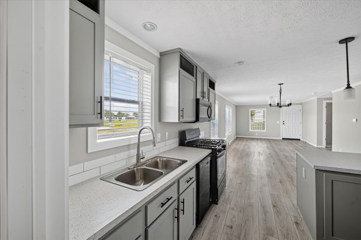 Lakeview Meadows - Image 14