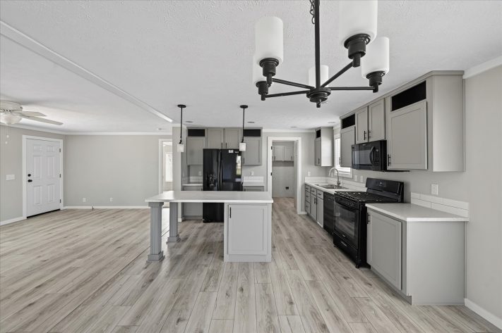 Lakeview Meadows - Image 17
