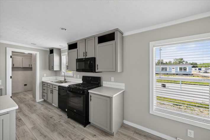 Lakeview Meadows - Image 18