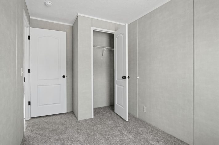 Lakeview Meadows - Image 21