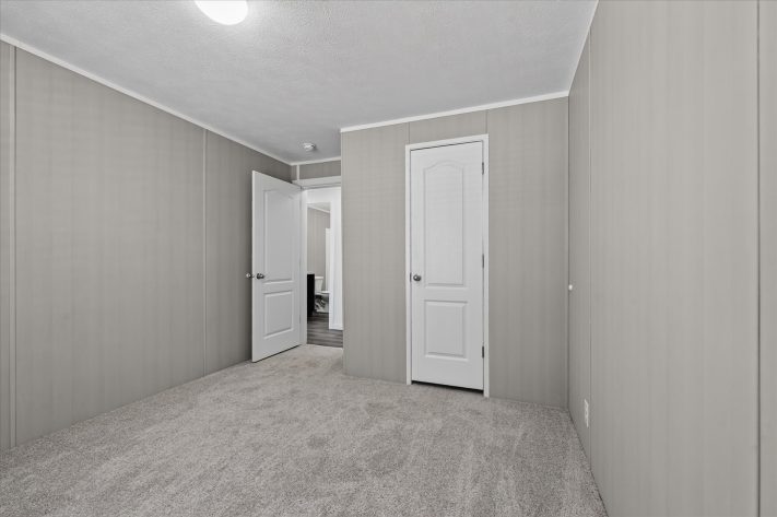 Lakeview Meadows - Image 31