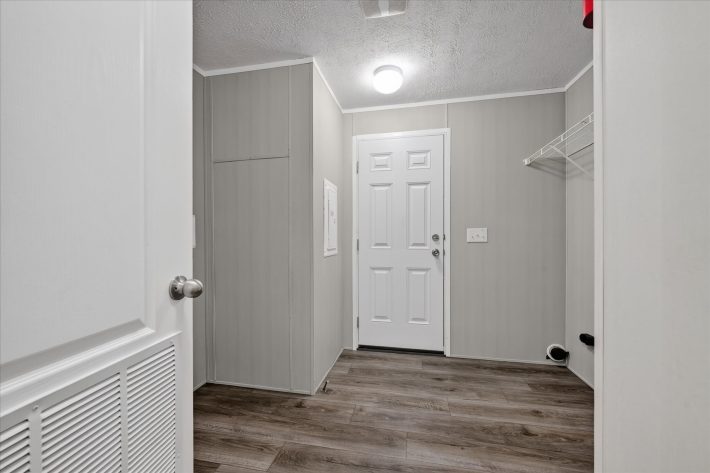 Lakeview Meadows - Image 33