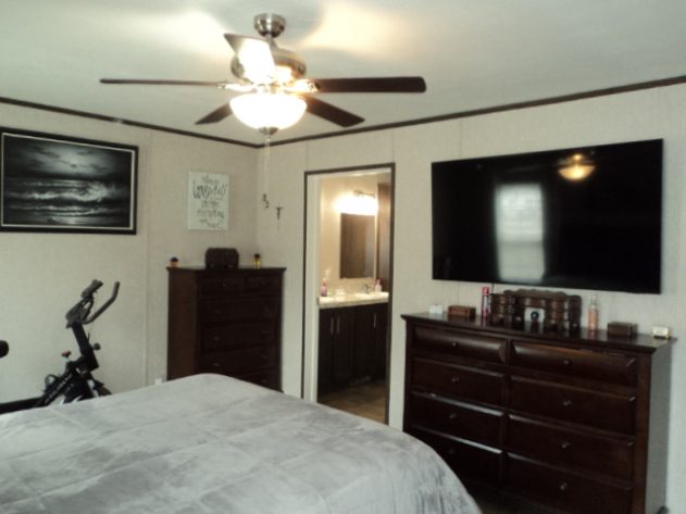 D & R Village - Image 18