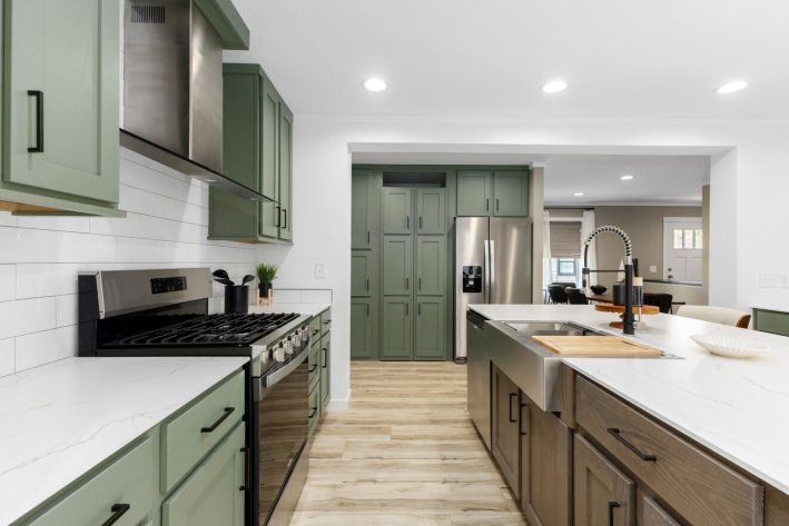 Fairview Manor - Image 5