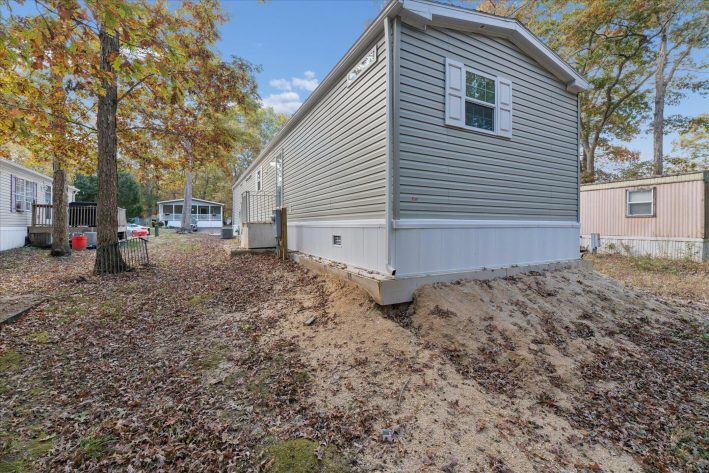 Fairview Manor - Image 23