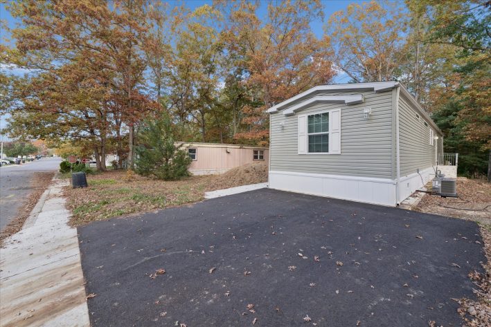 Fairview Manor - Image 24